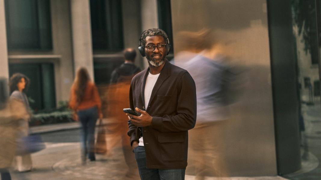 Jabra EVOLVE3 Headphones & Headsets - Black